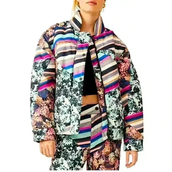FP Movement Women's Bunny Slope Printed Puffer Jacket Size M NWOT - Picture 1 of 16